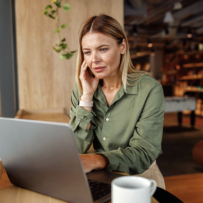 UK ESG disclosure platform featuring TCFD-aligned reporting, sustainability metrics dashboard, and investor-grade climate data collection for listed companies and asset managers